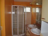 Maison / Villa  3 Pièces - 105 m²  - Sainte Anne en Guadeloupe