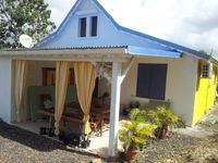 Maison / Villa  4 Pièces - 90 m²  - Sainte Anne en Guadeloupe